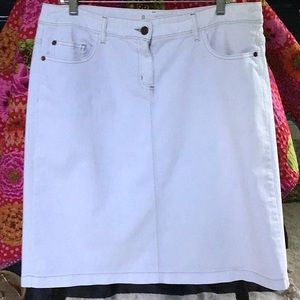 Boden white jeans skirt
